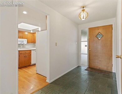 Front Entrance w/Slate Floor
