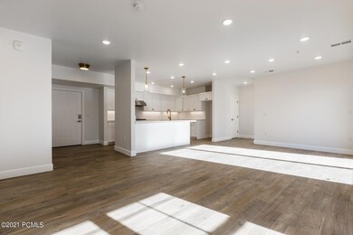 2_Great-Room_1800x1200_3609607