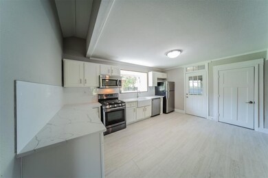 507 N Buffalo St, Cleburne, TX 76033 - photo 7