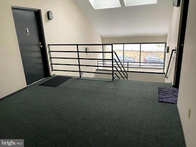 6909 Jones View Dr, Baltimore, MD 21209 - photo 2