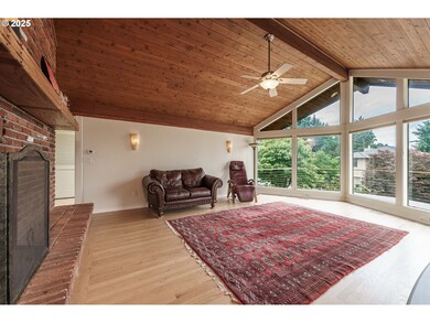 6827 Apollo Rd, West Linn, OR 97068 - photo 7