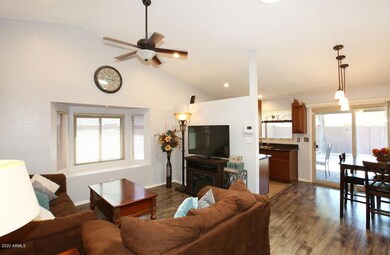 Great Room-Kitchen (2)