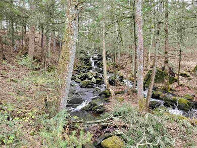 671 Hilltop Rd, Littleton, NH 03561 - photo 2