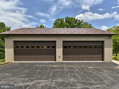 21614 Horseshoe Ln, Hagerstown, MD 21742 - photo 5