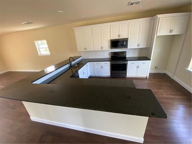 4738 Main St, Whitehall, PA 18052 - photo 5