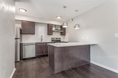 2810 Dorchester Dr unit 13, Oklahoma City, OK 73120 - photo 5