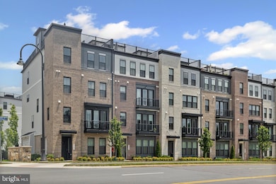 43270 Farringdon Square, Ashburn, VA 20148 - photo 3