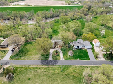 4610 E Creek Road, Beloit, WI 53511