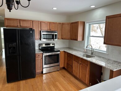 137 Pine St, Winooski, VT 05404 - photo 4