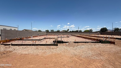 Lot Photo