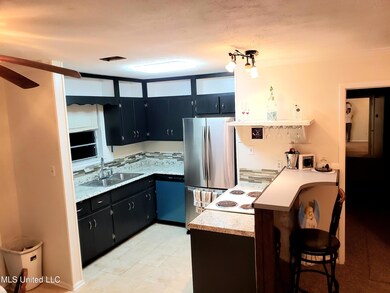 1701 Timber Lane Rd, Gautier, MS 39553 - photo 5