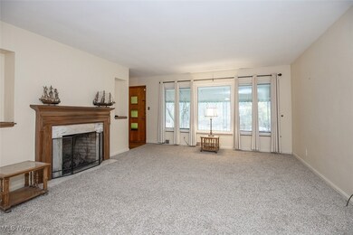 6045 Edgebrook Blvd, Parma Heights, OH 44130 - photo 4