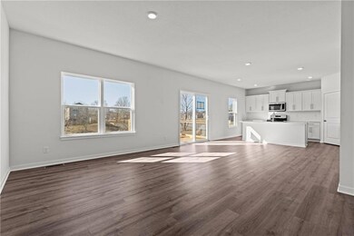 614 Fallen Leaf Dr, Belton, MO 64012 - photo 5