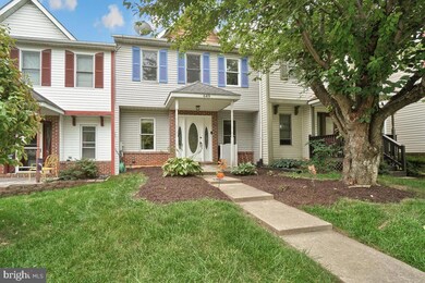 649 Knightsbridge Dr, Hagerstown, MD 21740 - photo 5