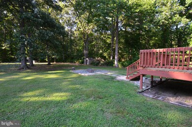 1442 Cedarhurst Rd, Shady Side, MD 20764 - photo 2