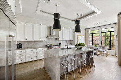 1919 Elmen St, Houston, TX 77019 - photo 3