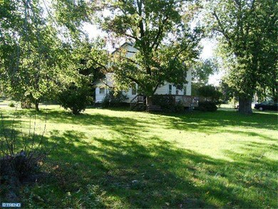 1424 Zebley Rd, Garnet Valley, PA 19060 - photo 3