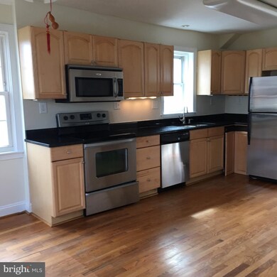 321 University Blvd E, Silver Spring, MD 20901 - photo 4
