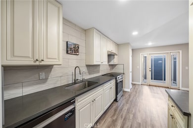 2612 Del Way unit B, Huntington Beach, CA 92648 - photo 7