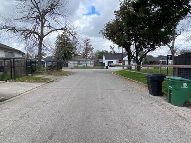 0 Mcewen St, Houston, TX 77009 - photo 4