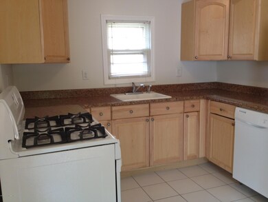 512 Henry Place, North Middletown, NJ 07748 - photo 3