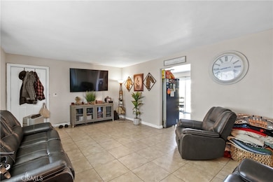 563 W Main St, San Jacinto, CA 92583 - photo 4