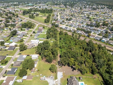 441 River Oaks Dr, Destrehan, LA 70047 - photo 4