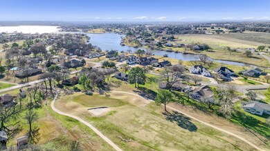 606 Kiowa Dr W, Gainesville, TX 76240 - photo 4