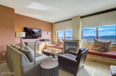 09-N Grand Summit Drive-009