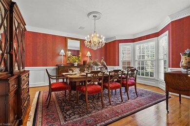 Formal Dining