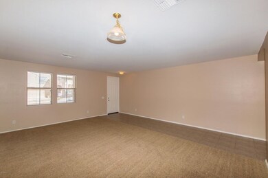 04 Dining Room