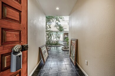 7906 Hilshire Green Dr, Houston, TX 77055 - photo 7