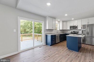 985 Ebb Tide Dr, Colonial Beach, VA 22443 - photo 4