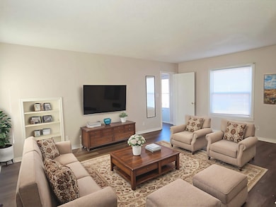 901 W Illinois Ave, Enid, OK 73701 - photo 6