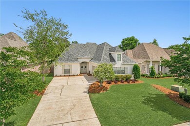 2425 Cours Carson St, Mandeville, LA 70448 - photo 2