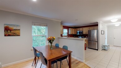 271 Juniper Dr, South Burlington, VT 05403 - photo 5