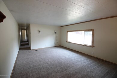637 E 7th St, Craig, CO 81625 - photo 5