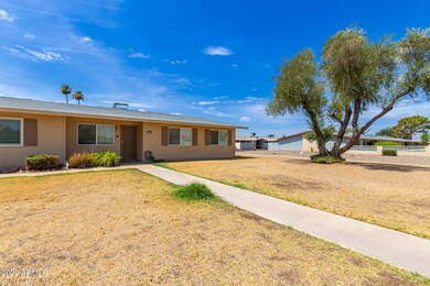 11133 W Desert Butte Dr unit 15C, Sun City, AZ 85351 - photo 7