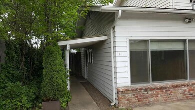 2445 E McAndrews Rd, Medford, OR 97504 - photo 2