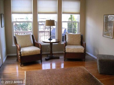 2573 Chase Wellesley Dr, Herndon, VA 20171 - photo 4