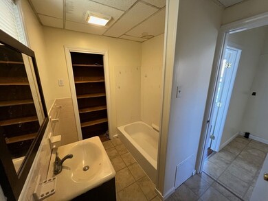 44 Laurel St unit 1, Leominster, MA 01453 - photo 7