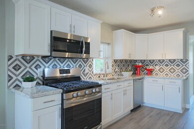 4033N14thPl012