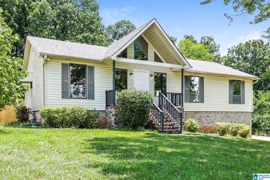 324 Tammy Sue Dr, Center Point, AL 35215 - photo 2