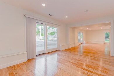 264 Country Way, Needham, MA 02492 - photo 4