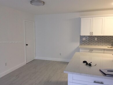10740 N Kendall Dr unit L24, Miami, FL 33176 - photo 3