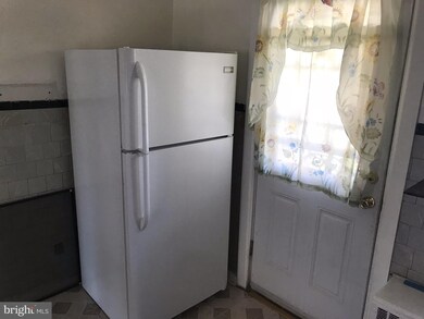 836 Dumbarton Ave, Baltimore, MD 21218 - photo 4