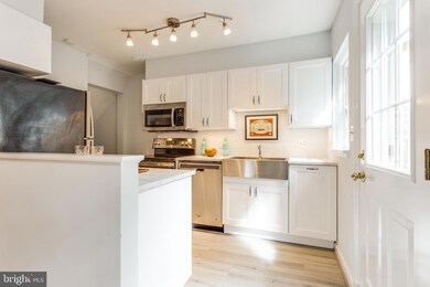 3262 S Utah St, Arlington, VA 22206 - photo 7