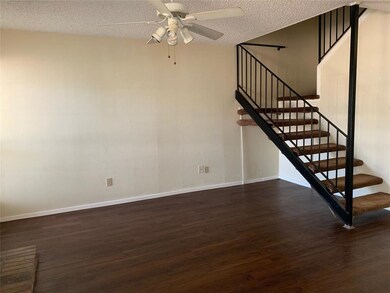 Good sized living room