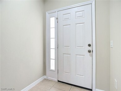 1013 Hampton Cir unit 127, Naples, FL 34105 - photo 4