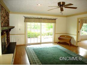 FAMILY RM OPENS ONTO PATIO!